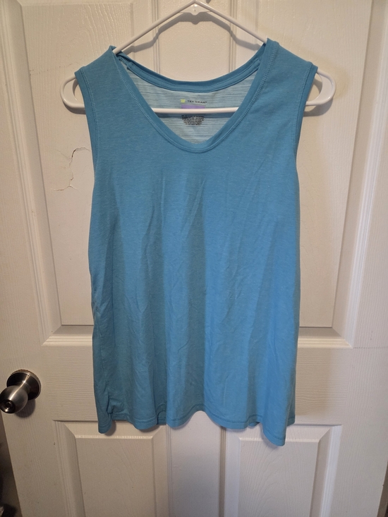 tek gear Tops - tek gear Aqua V-Neck Sleeveless Tank Top